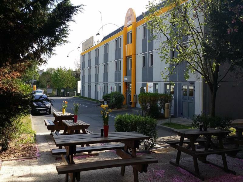 Premiere Classe Montreuil Exterior foto The hostel in 2014