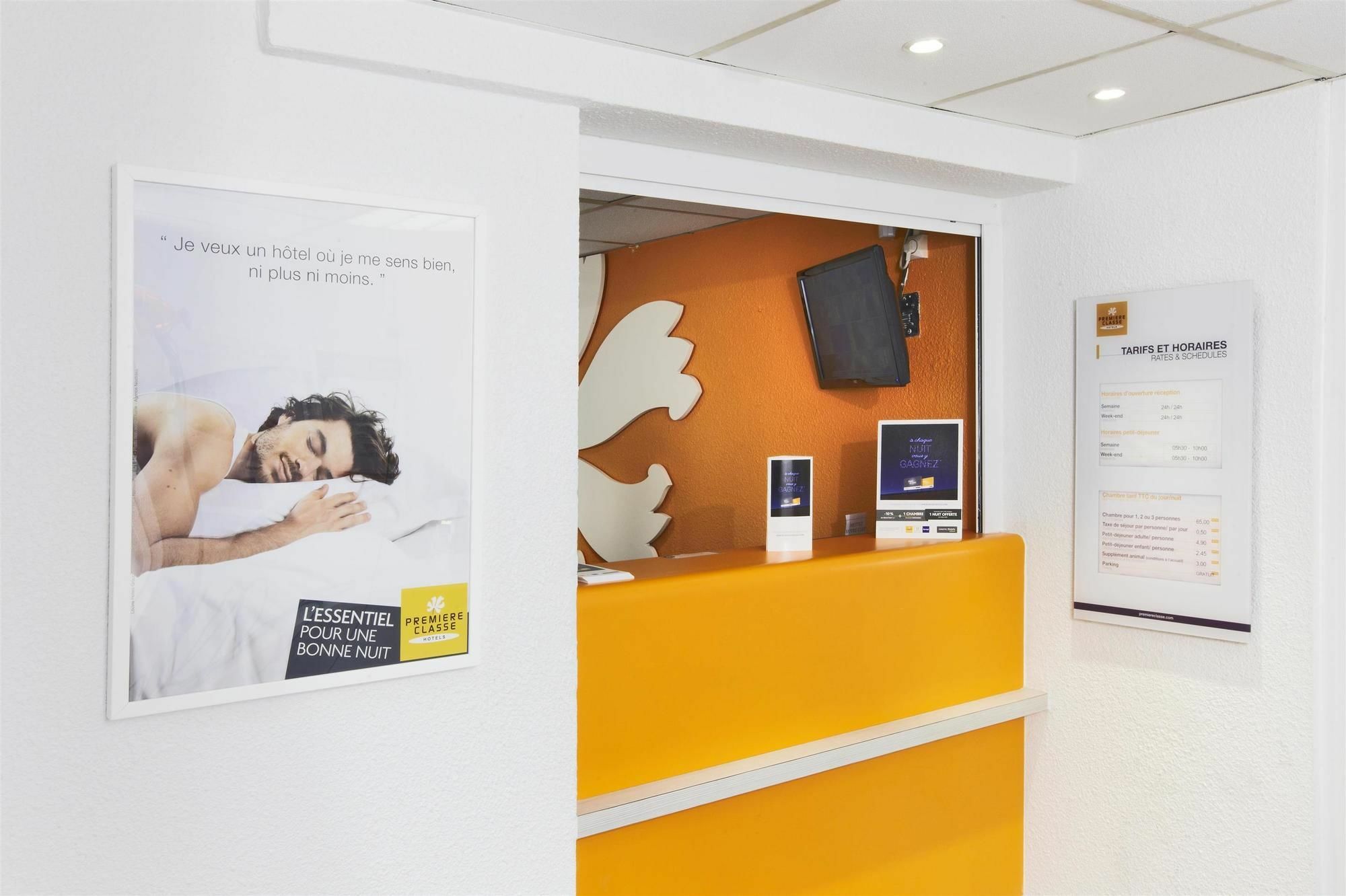 Premiere Classe Montreuil Exterior foto Reception area